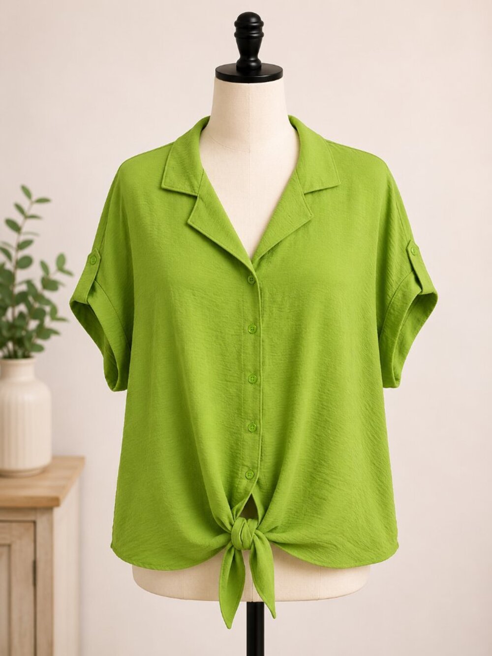 4 for $25 💚 Tamara H. Tie Front Blouse Size 3X 💚